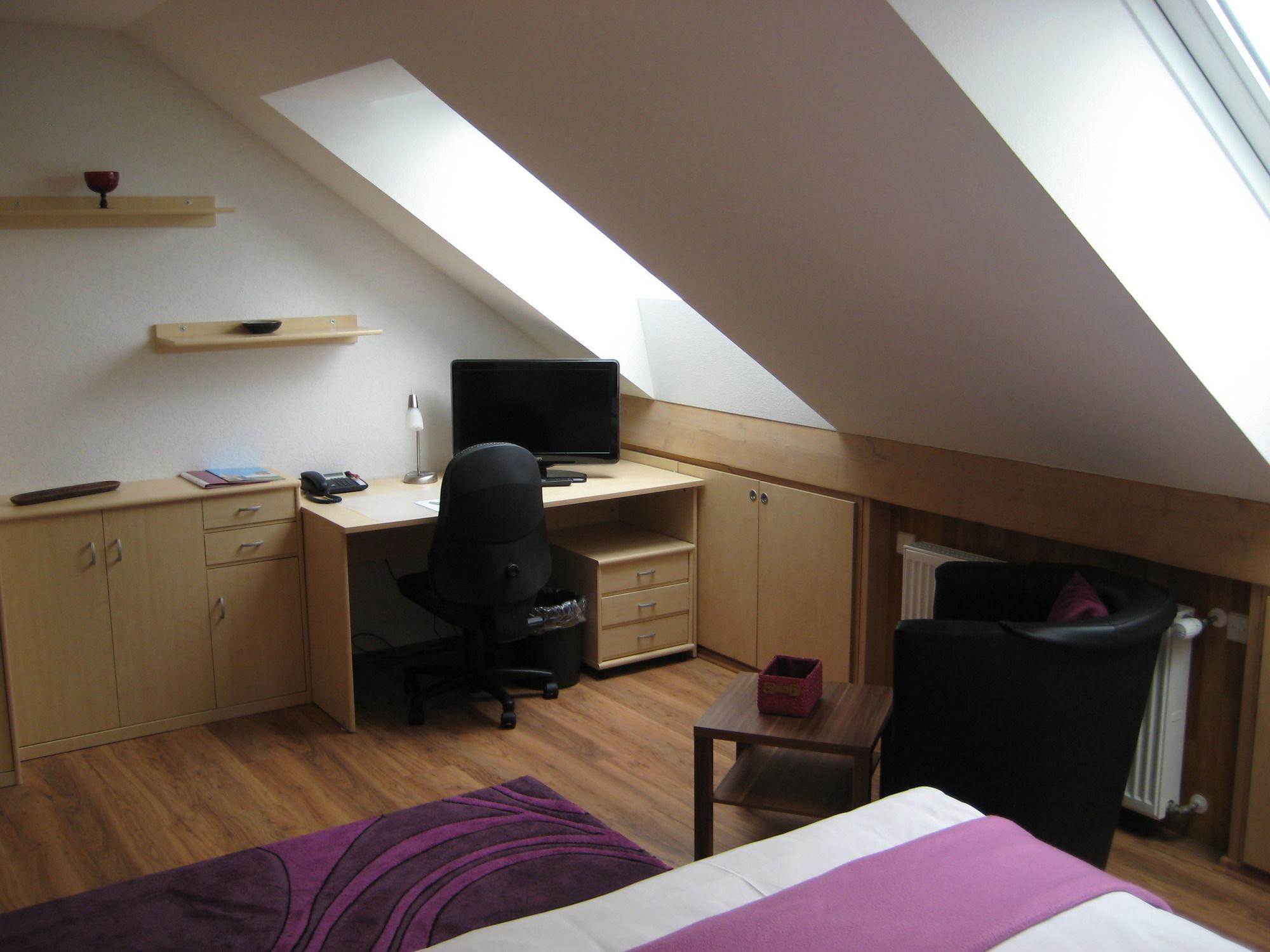 Neu Heidelberg - Guesthouse & Apartments Ngoại thất bức ảnh
