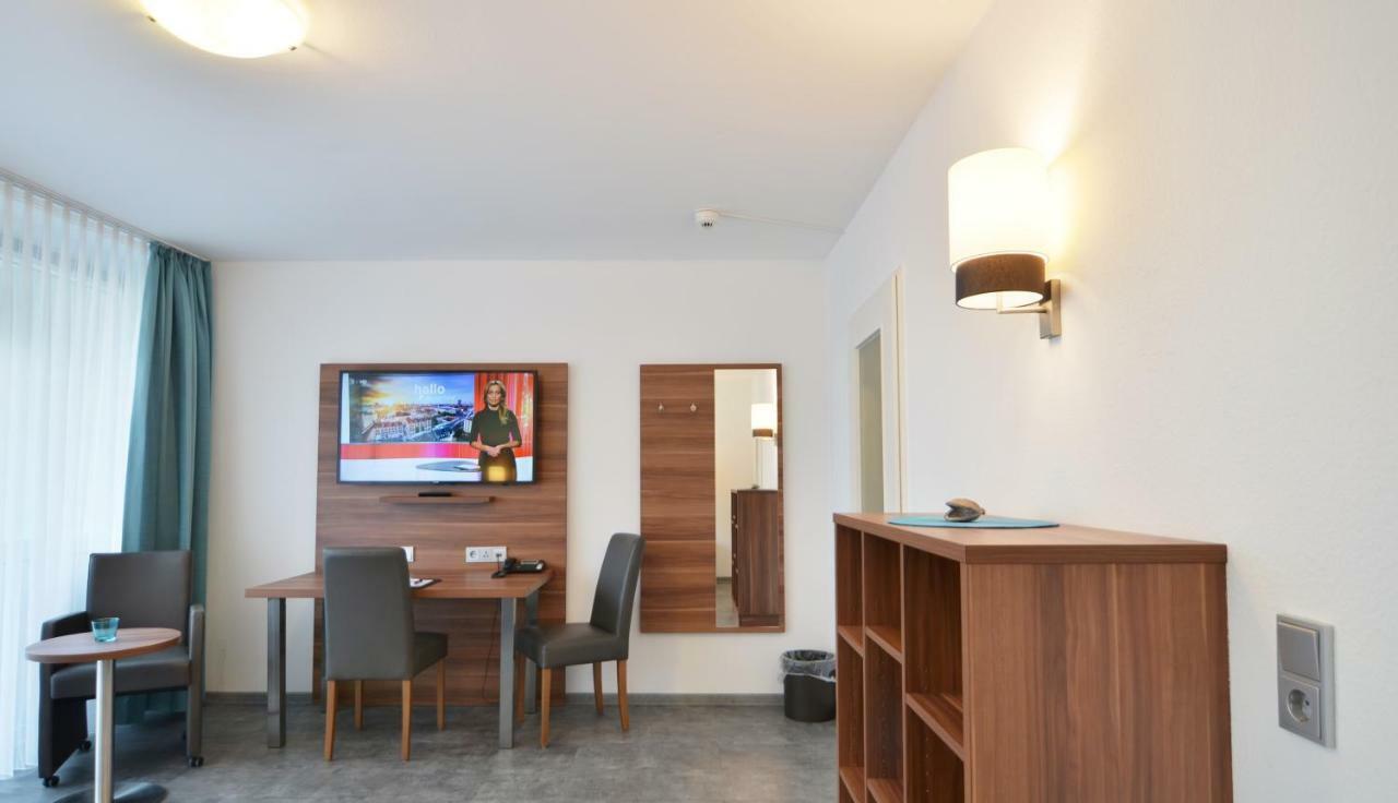 Neu Heidelberg - Guesthouse & Apartments Ngoại thất bức ảnh