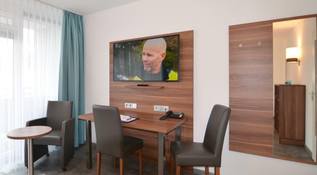 Neu Heidelberg - Guesthouse & Apartments Ngoại thất bức ảnh