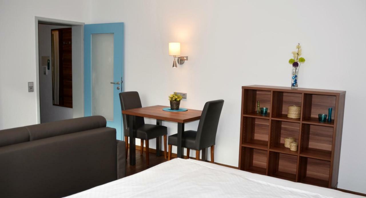 Neu Heidelberg - Guesthouse & Apartments Ngoại thất bức ảnh